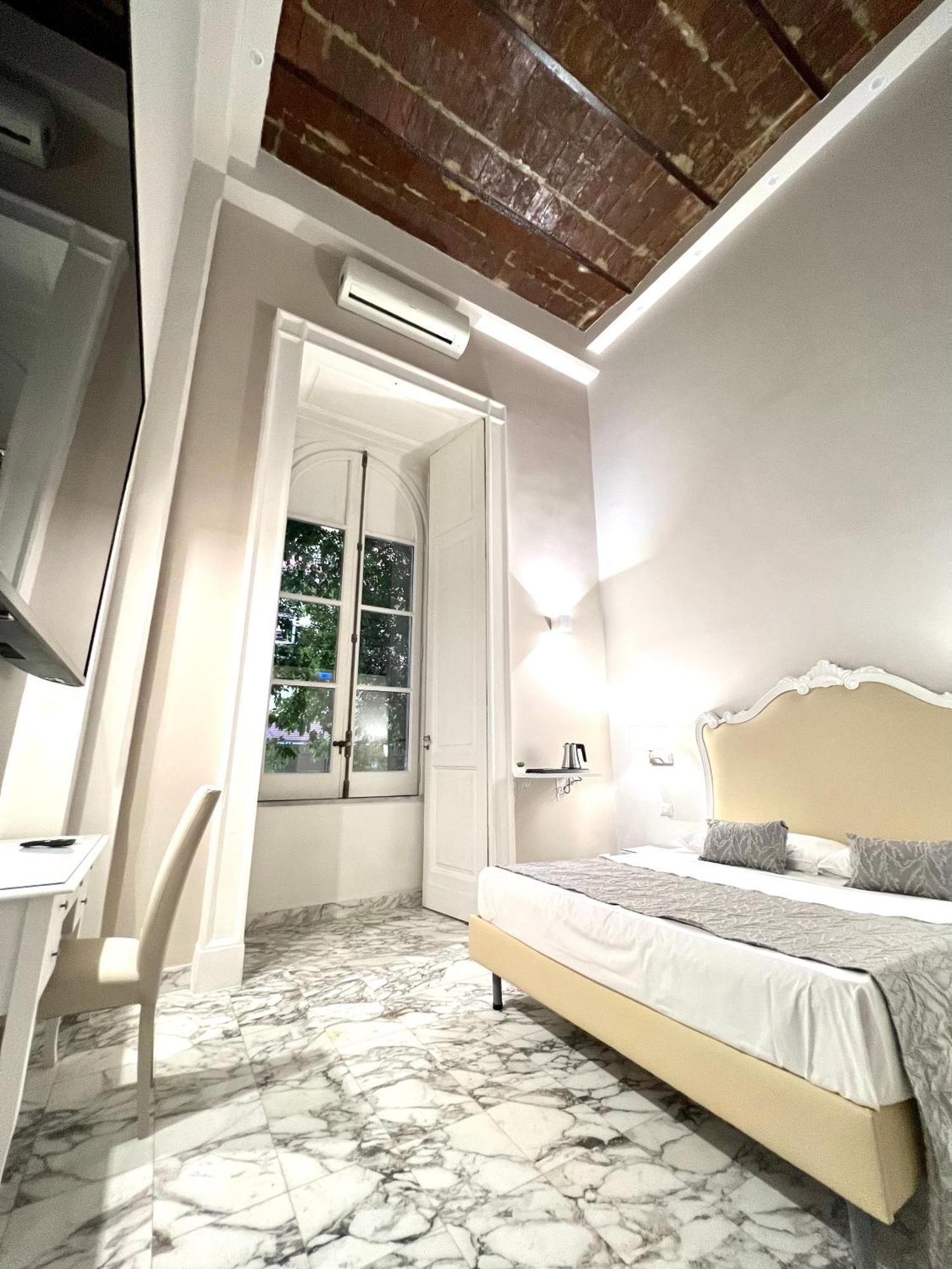 Miluar Luxury B&B - Vanvitelli 那不勒斯 外观 照片